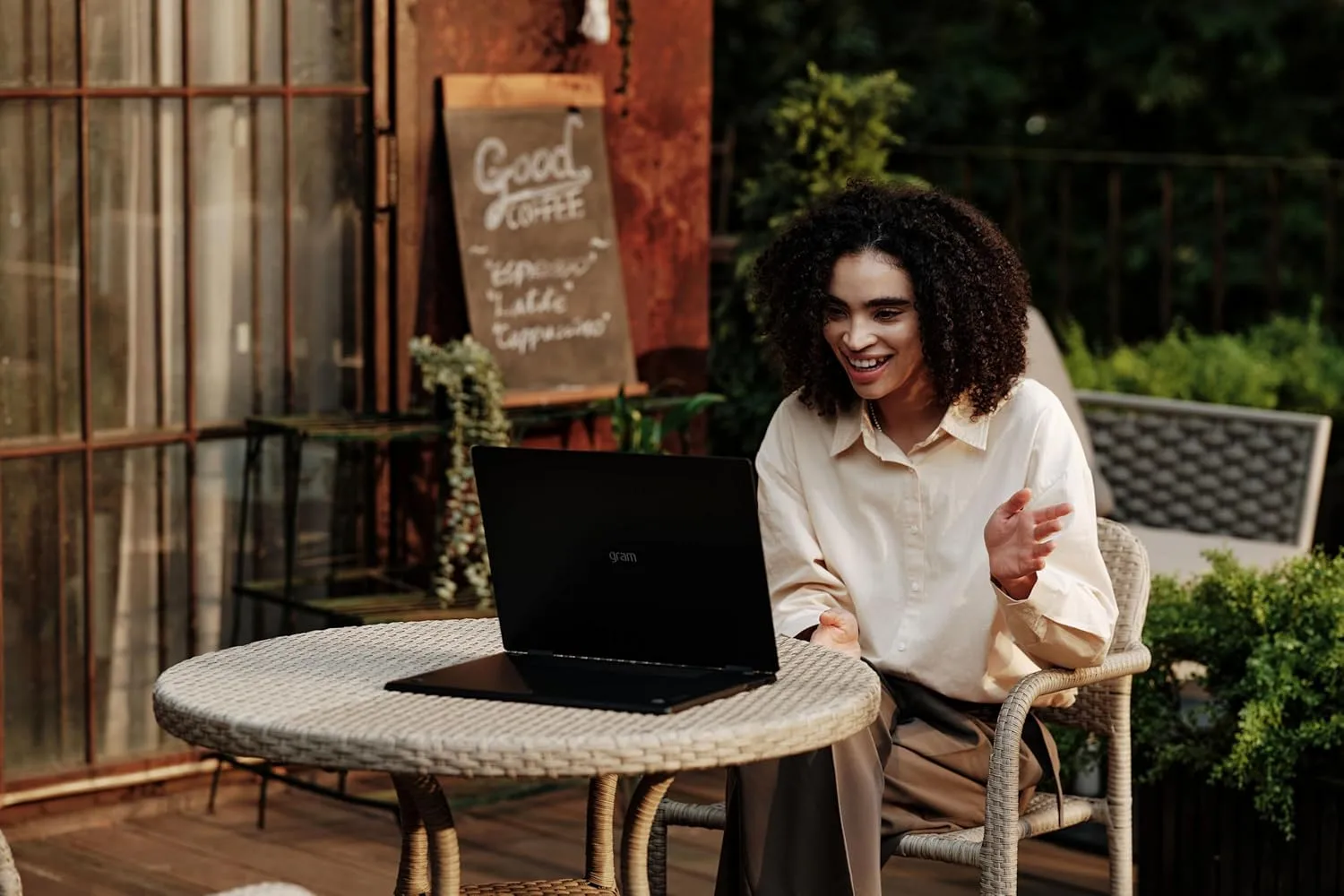 1771548241 824 LG gram Pro 2in1 16 inch Lightweight Touchscreen Laptop Computer Intel