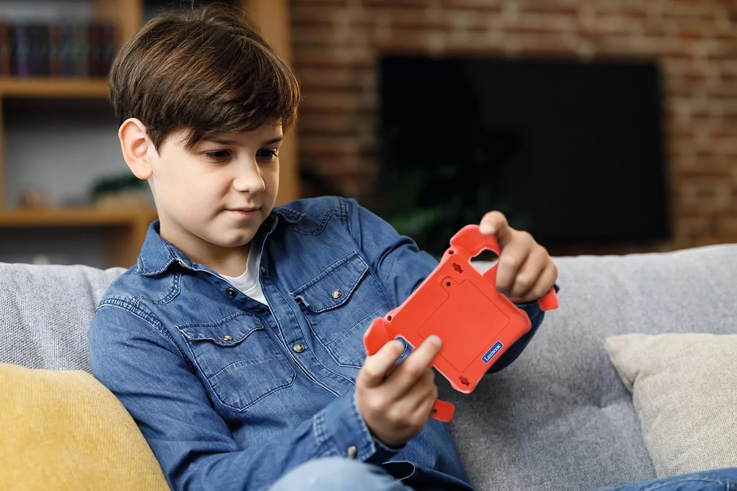 1771421805 194 Lexibook Cyber Arcade Racing Motion Controlled Racing Console 30 Racing