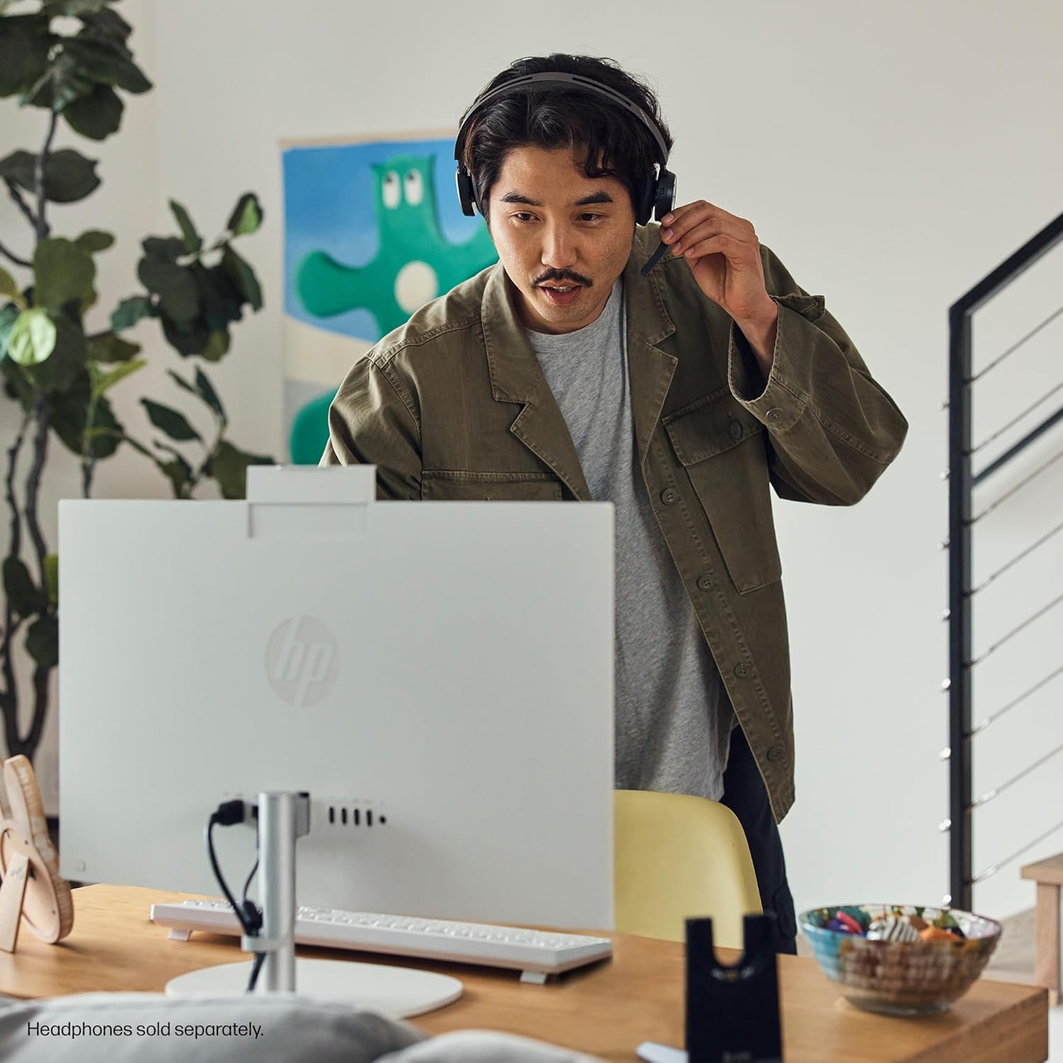 1770705240 497 HP 27 FHD Touchscreen All in One Desktop Computer 16GB DDR5 RAM.jpg